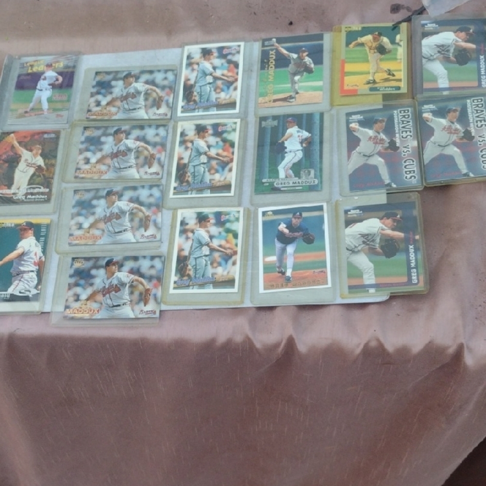 Baseball Trading Card Collection - Picture 1 of 4